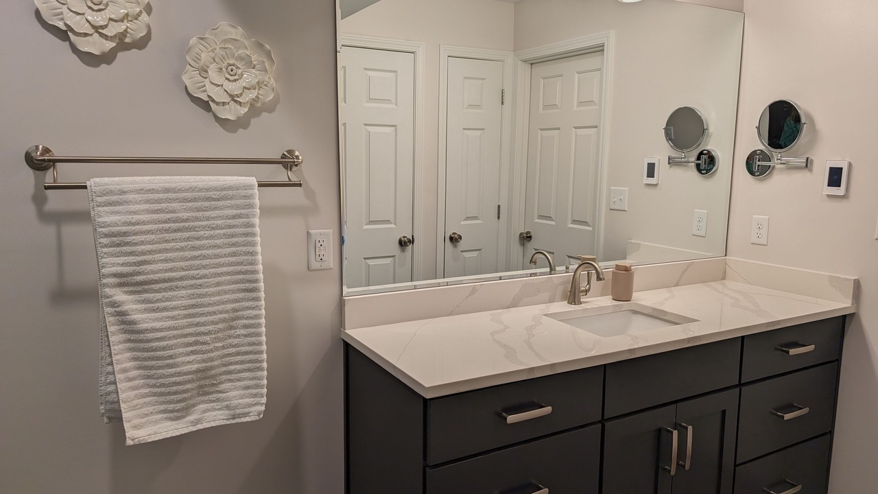 Photo of Bathroom in Buechel