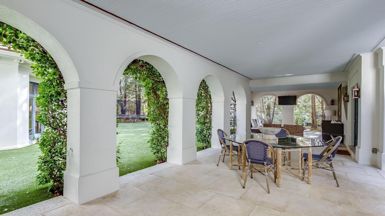 Photo of Outdoor in Indian Hills