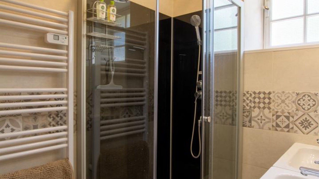 Photo of Bathroom in Borreze