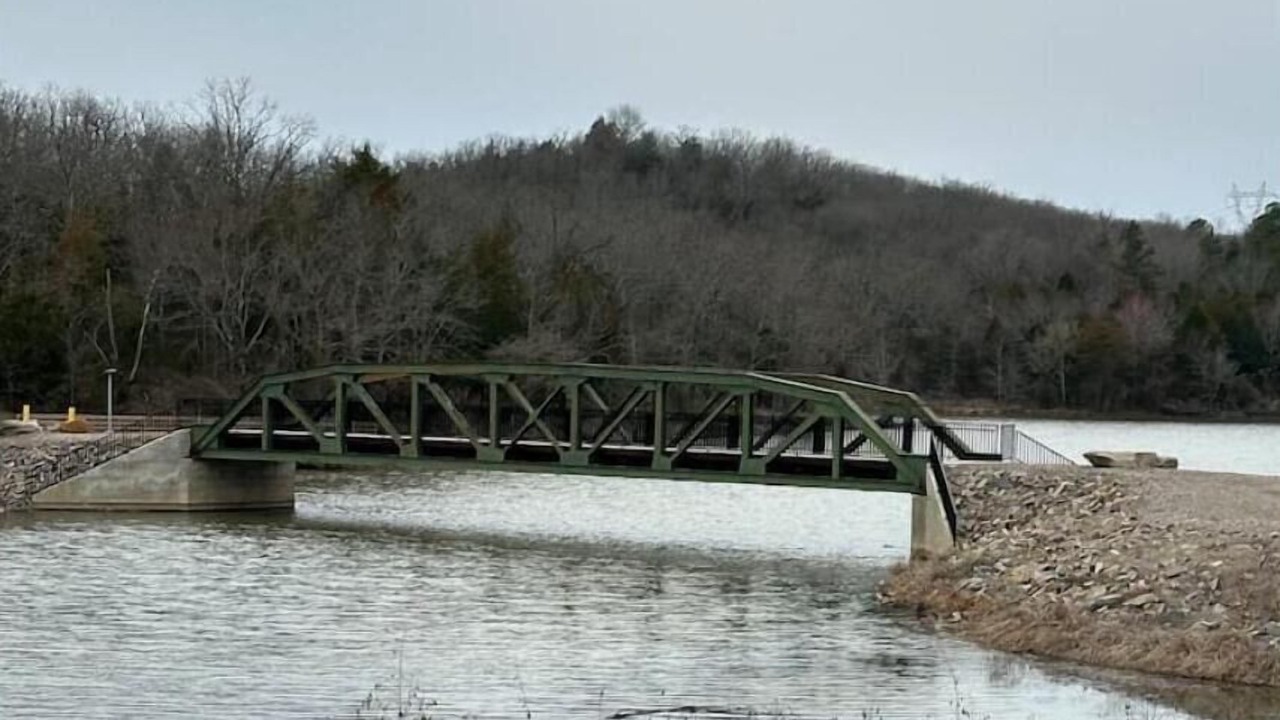 Photo of Outdoor in Bates