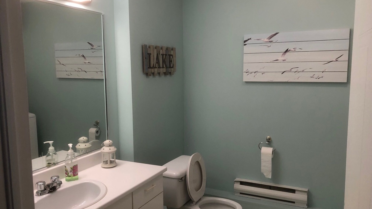 Photo of Bathroom in Sainte-Anne-de-Bellevue