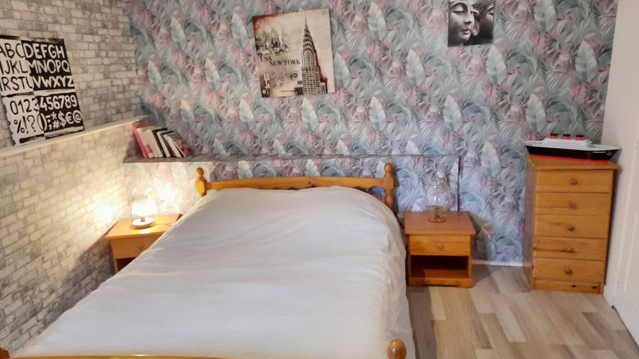 Photo of Bedroom in Cerences