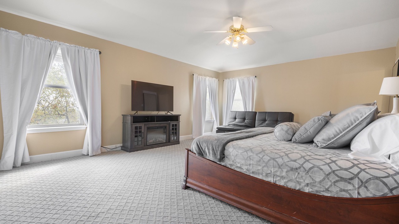 Photo of Bedroom in North San Antonio - SAT