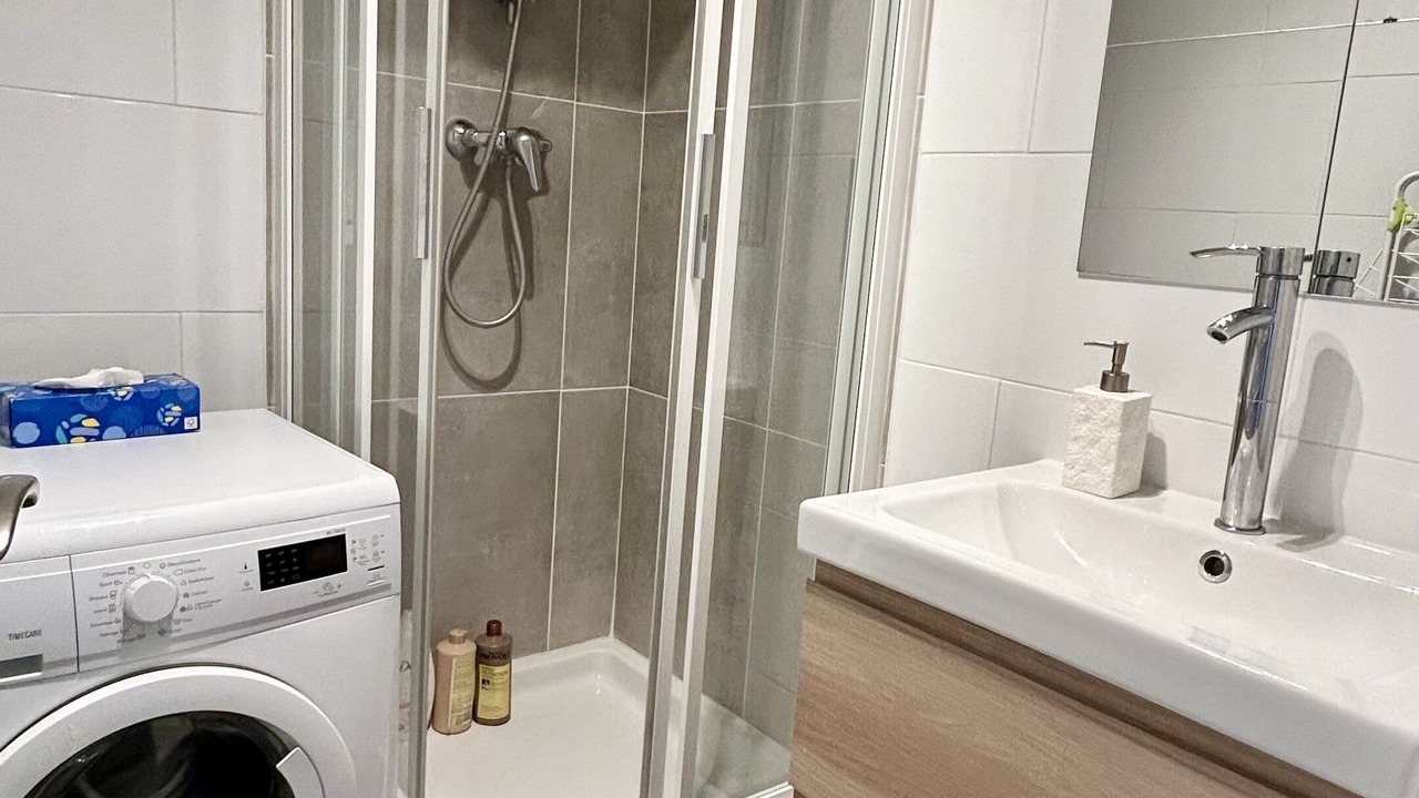 Photo of Bathroom in Silly-Gallieni