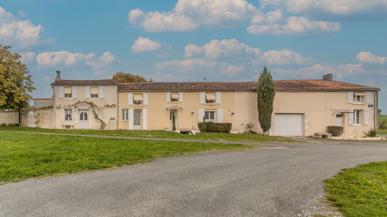 Photo of Outdoor in Montignac-Charente