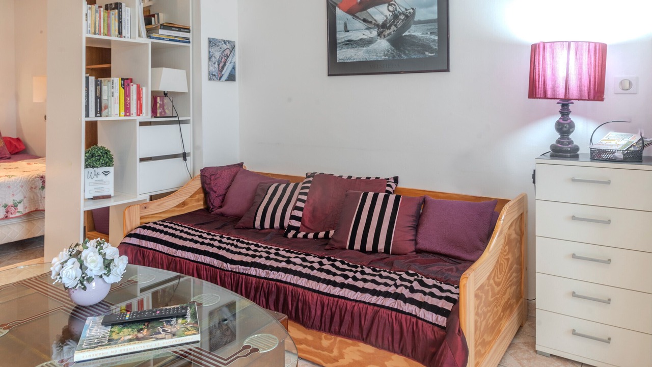 Photo of Bedroom in Montignac-Charente