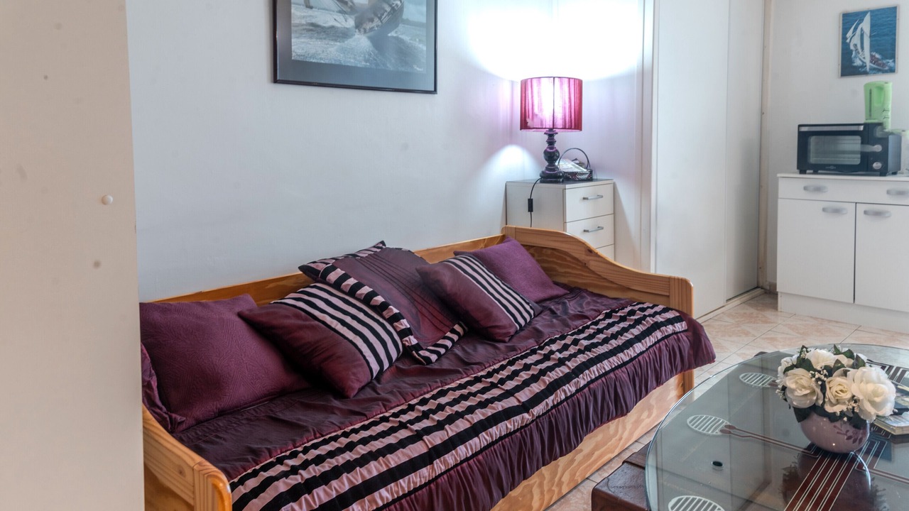 Photo of Livingroom in Montignac-Charente