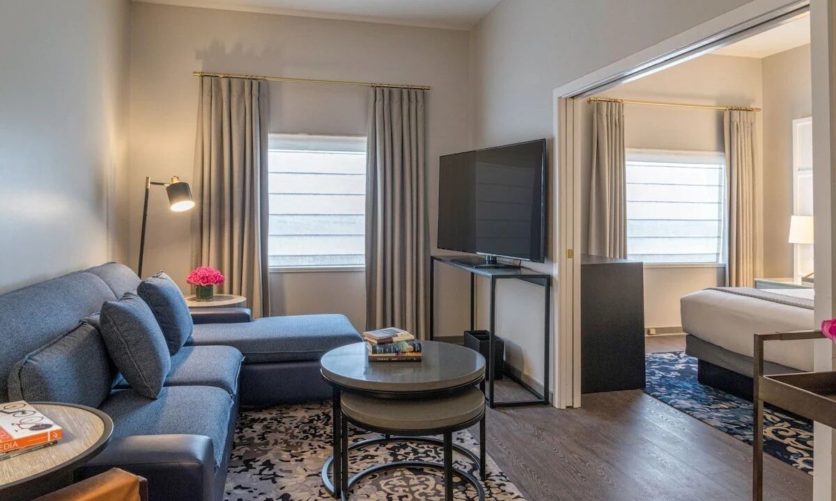 Photo of Livingroom in Downtown Portland
