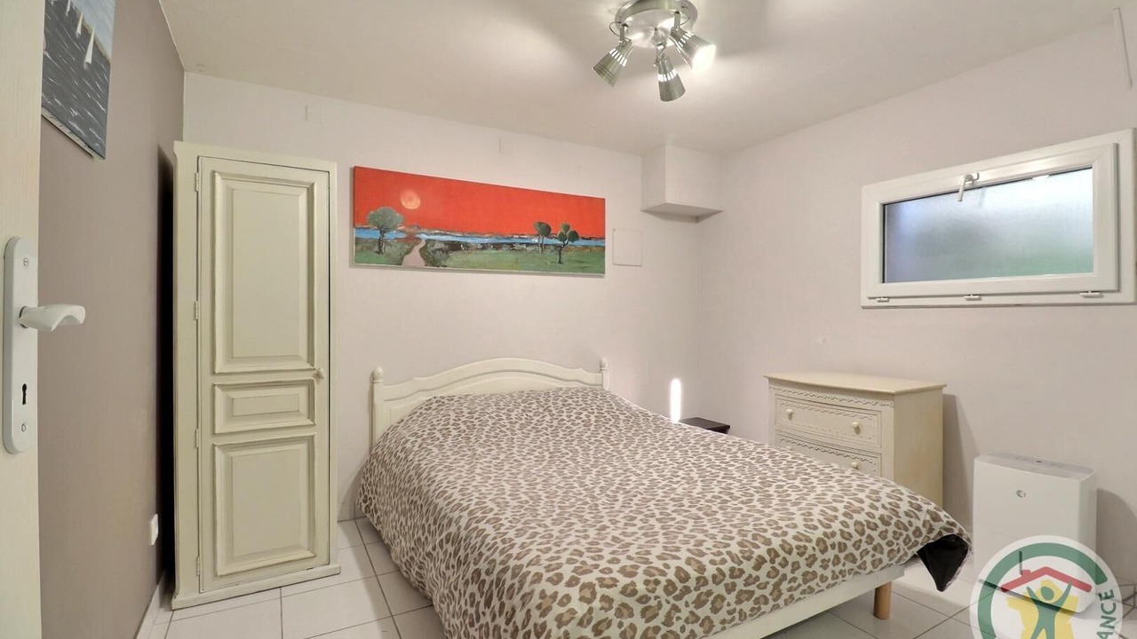 Photo of Bedroom in Saint-Pere
