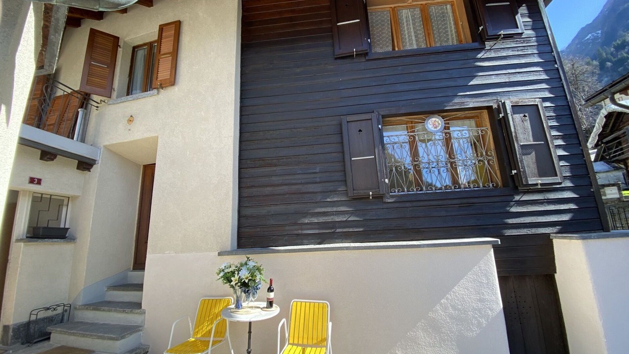 Photo of Others in Augio