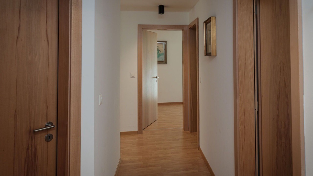 Photo of Others in Taesch