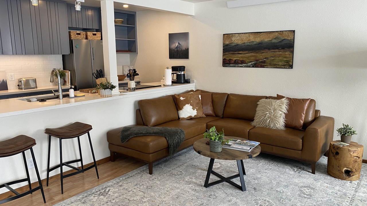 Photo of Livingroom in Teton Pines