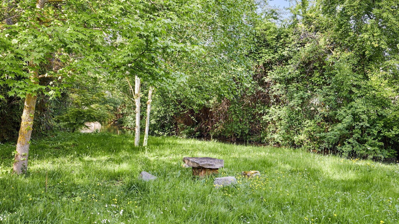Photo of Outdoor in Croissanville