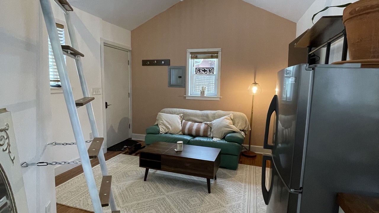 Photo of Livingroom in Sellwood-Moreland