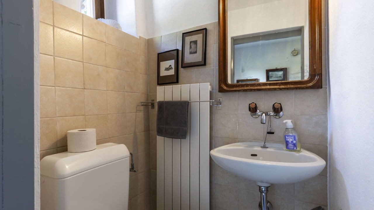 Photo of Bathroom in Noville
