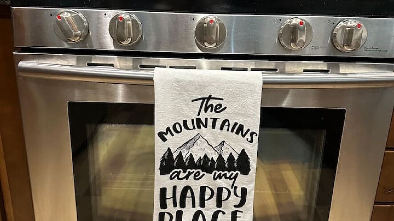 Photo of Kitchen in Mammoth Lakes