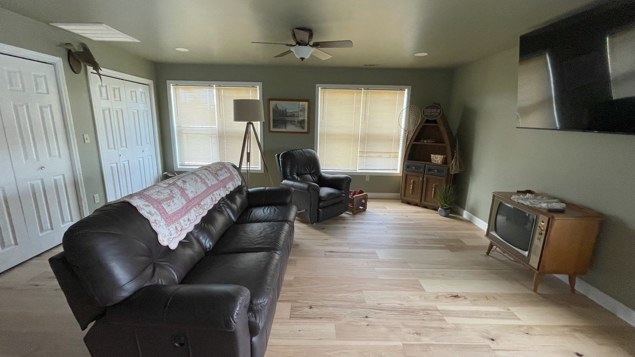 Photo of Livingroom in Pleasant Grove