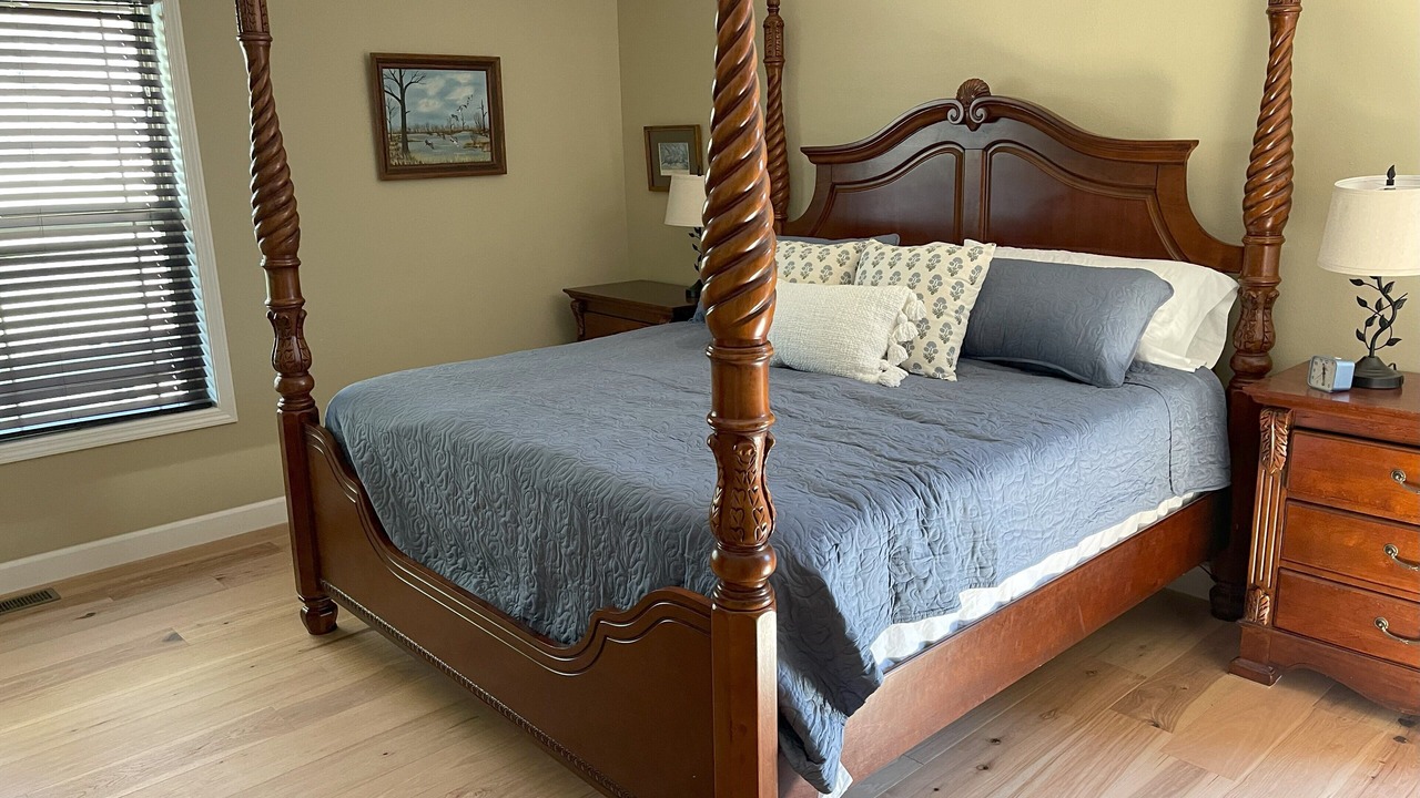 Photo of Bedroom in Pleasant Grove
