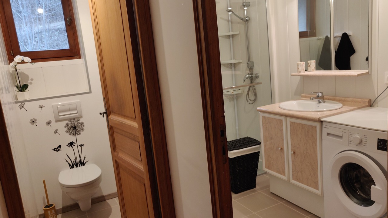 Photo of Bathroom in Le Lauzet-Ubaye