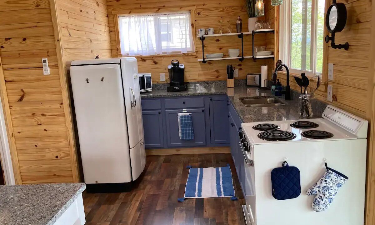 Photo of Kitchen in Bean Station