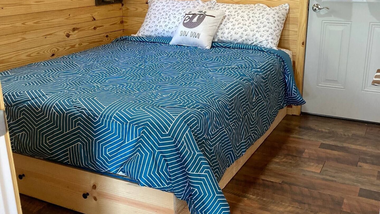 Photo of Bedroom in Bean Station