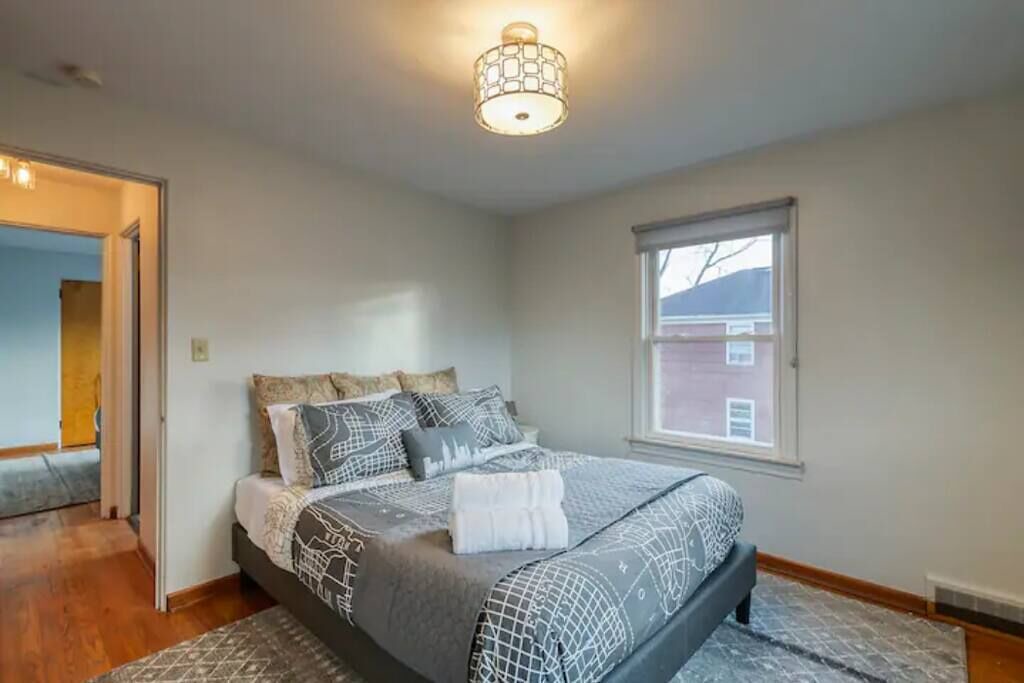 Photo of Bedroom in Burns Park