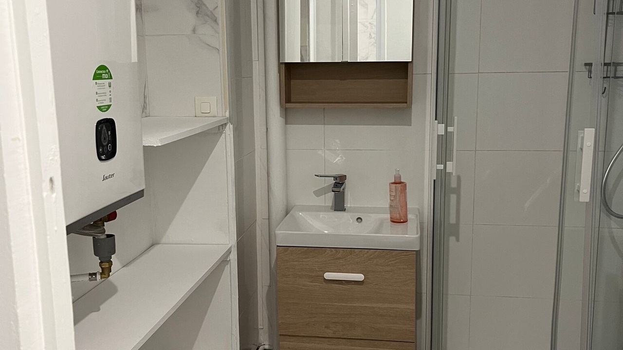 Photo of Bathroom in Centre Ville Rive Gauche