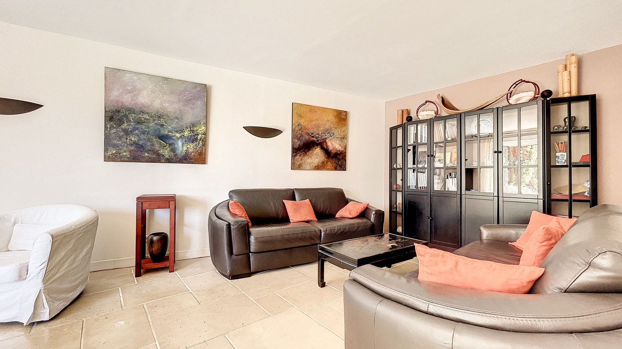 Photo of Livingroom in Frontonas
