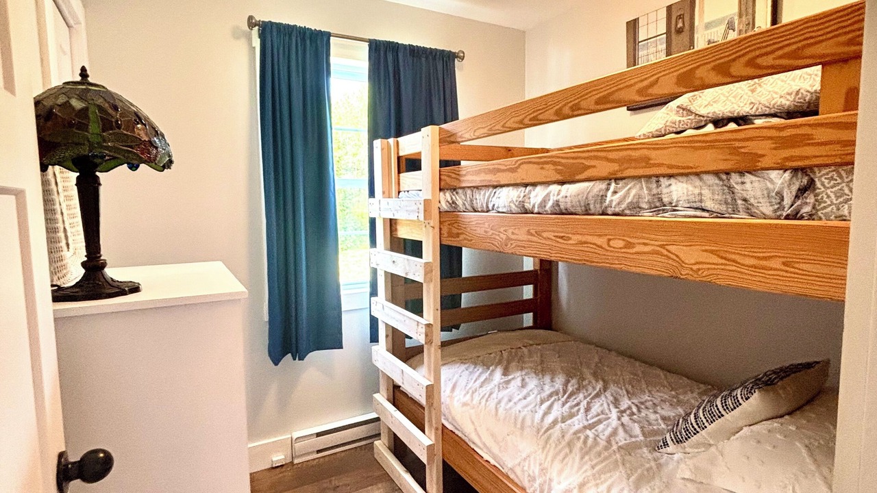 Photo of Bedroom in Corran Ban
