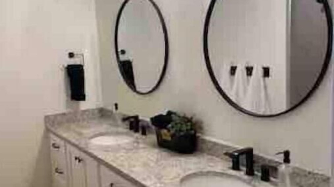 Photo of Bathroom in Lyman