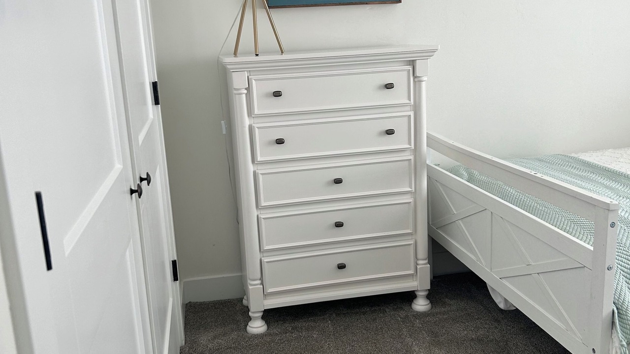 Photo of Bedroom in Lyman
