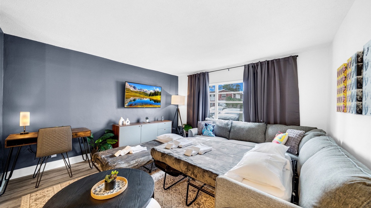 Photo of Livingroom in Survey Creek