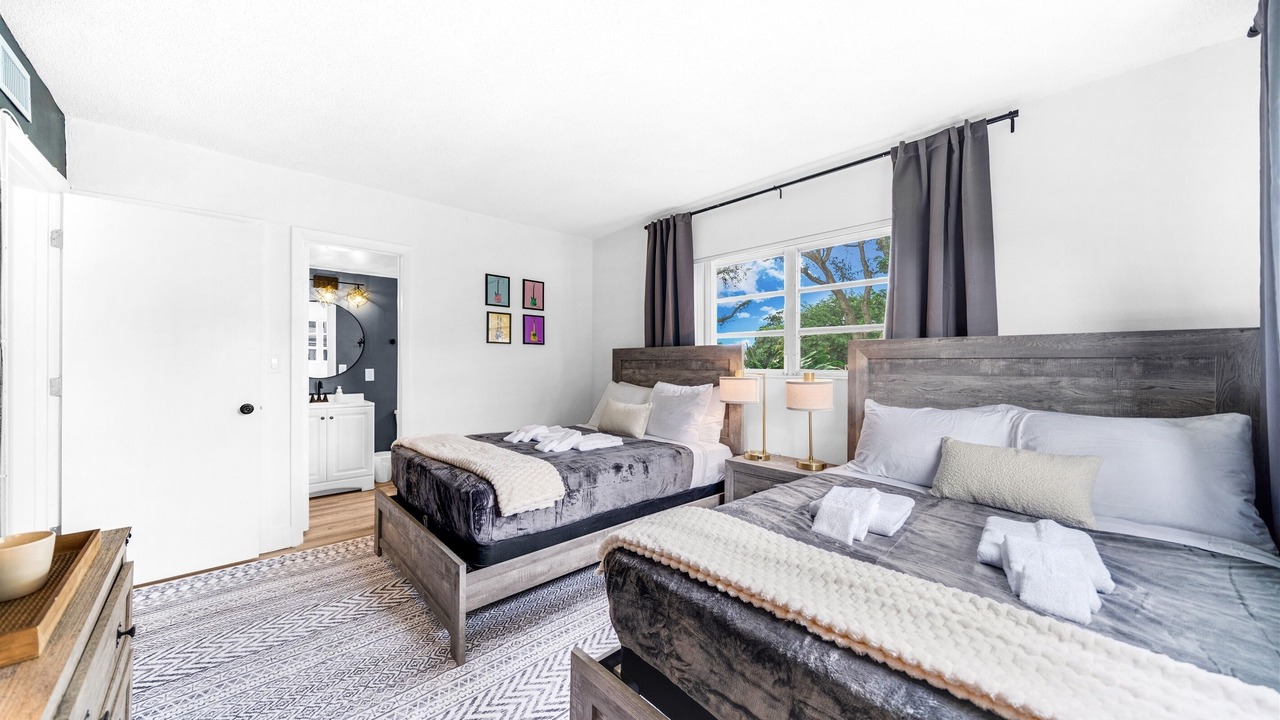 Photo of Bedroom in Survey Creek