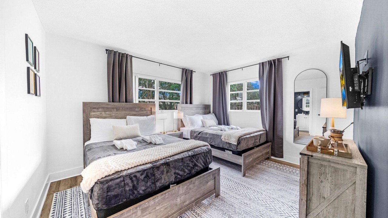 Photo of Bedroom in Survey Creek