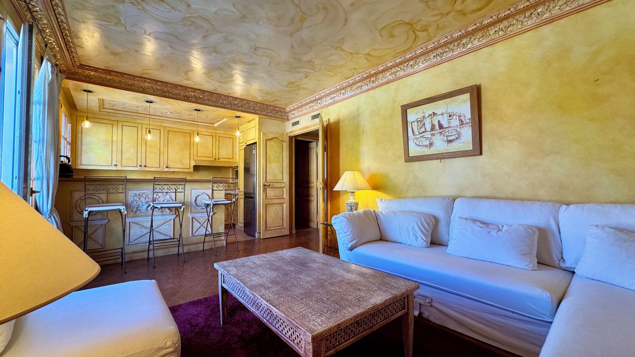 Photo of Livingroom in Saint-Tropez City Centre