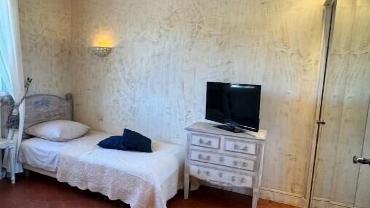 Photo of Bedroom in Saint-Tropez City Centre