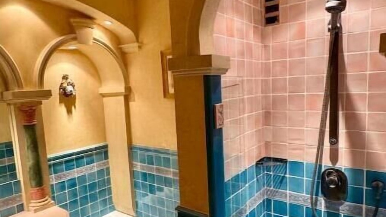 Photo of Bathroom in Saint-Tropez City Centre