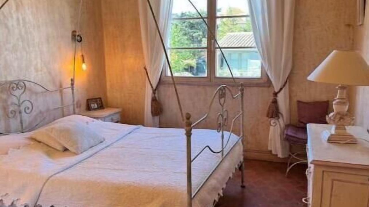 Photo of Bedroom in Saint-Tropez City Centre