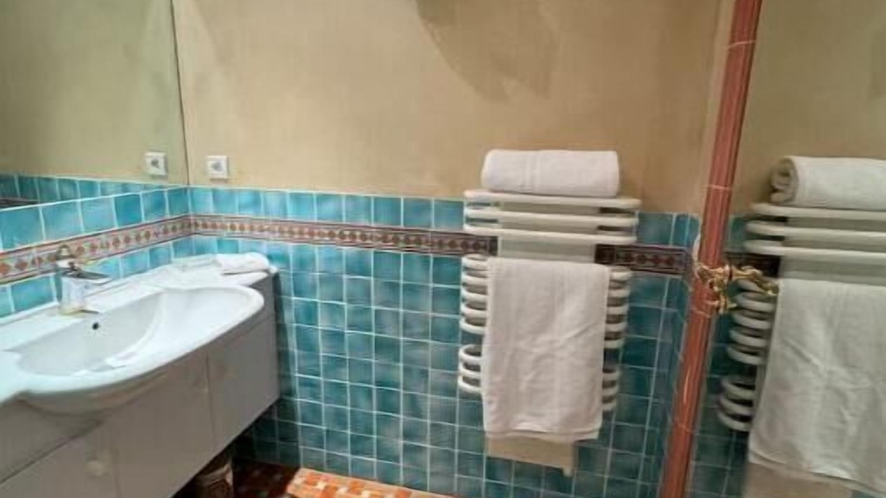 Photo of Bathroom in Saint-Tropez City Centre