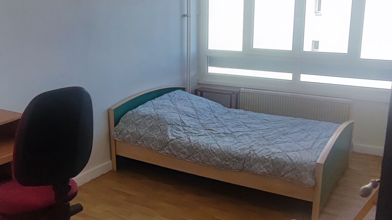 Photo of Bedroom in Stalingrad - Lamothe