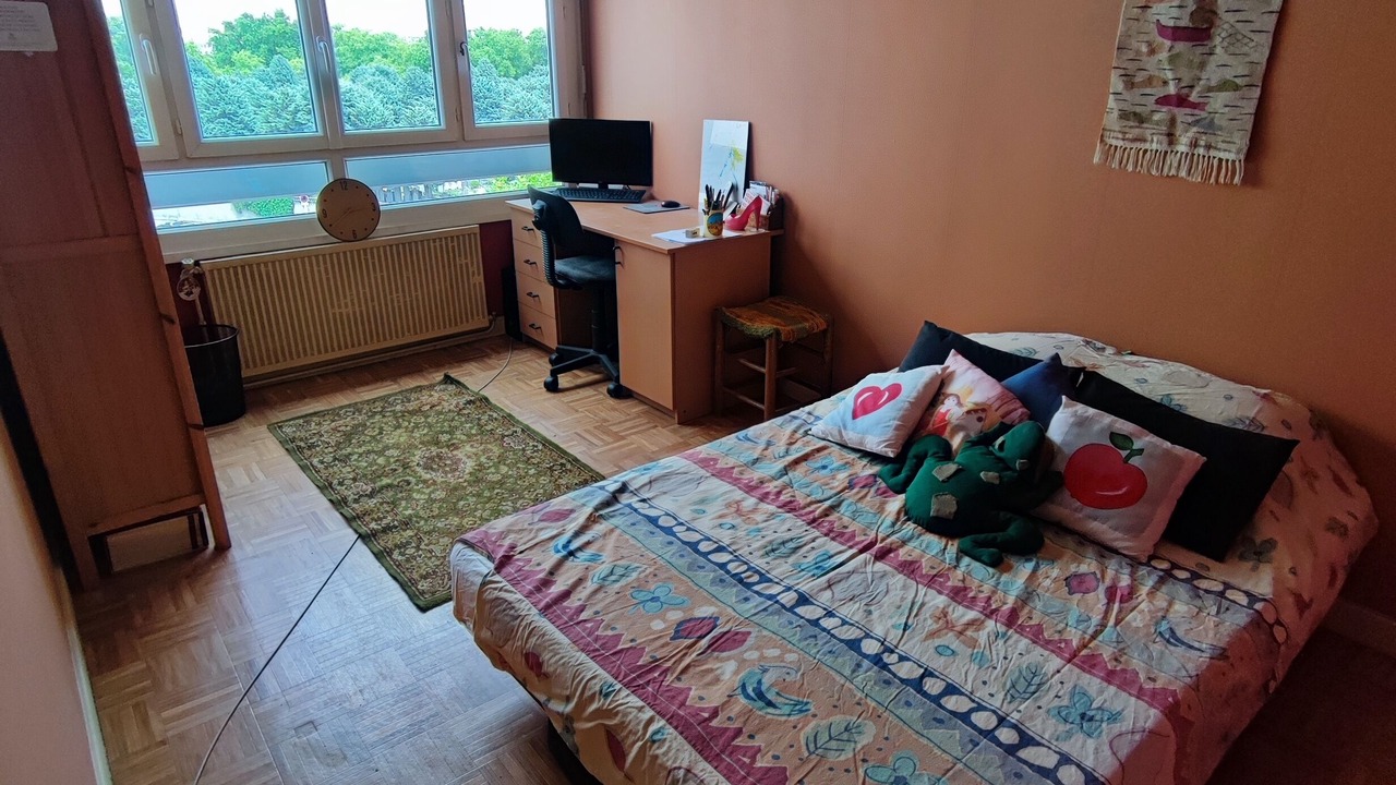 Photo of Bedroom in Stalingrad - Lamothe