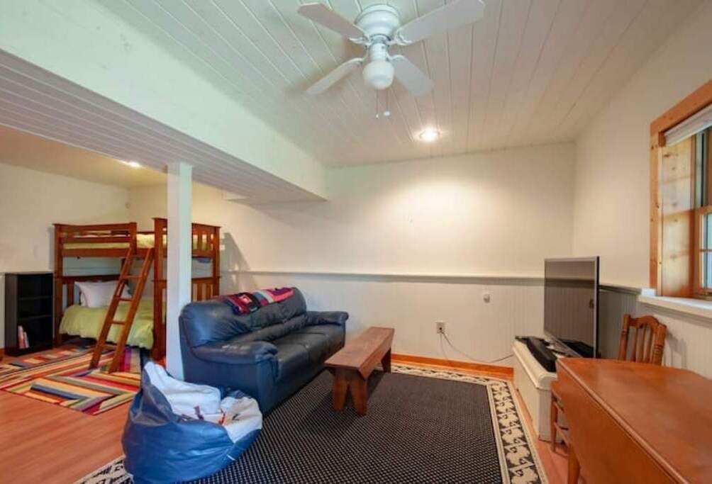 Photo of Livingroom in Faber