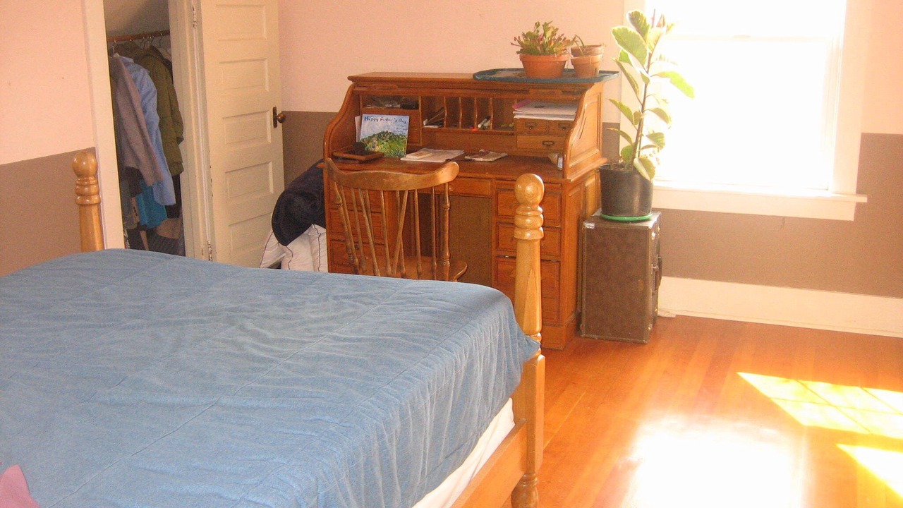Photo of Bedroom in Brownstown