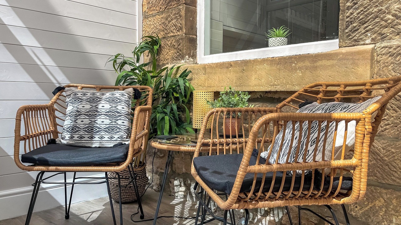 Photo of Outdoor in Tansley