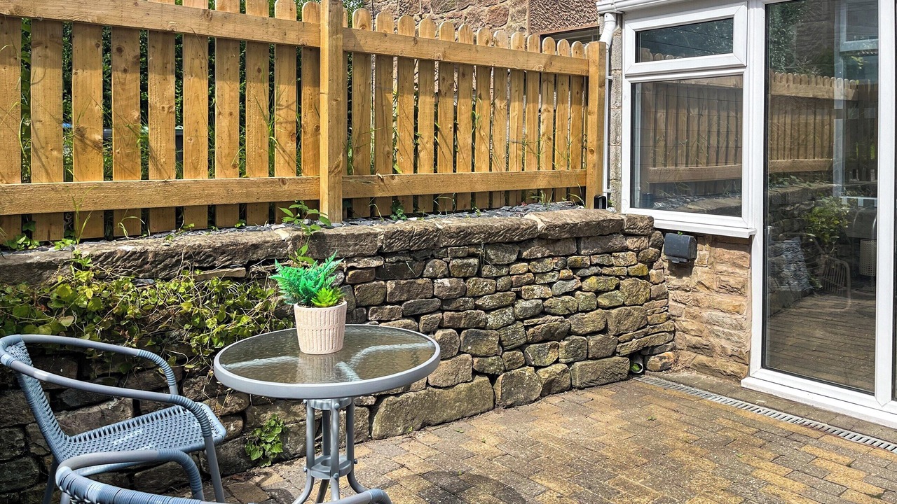 Photo of Outdoor in Tansley