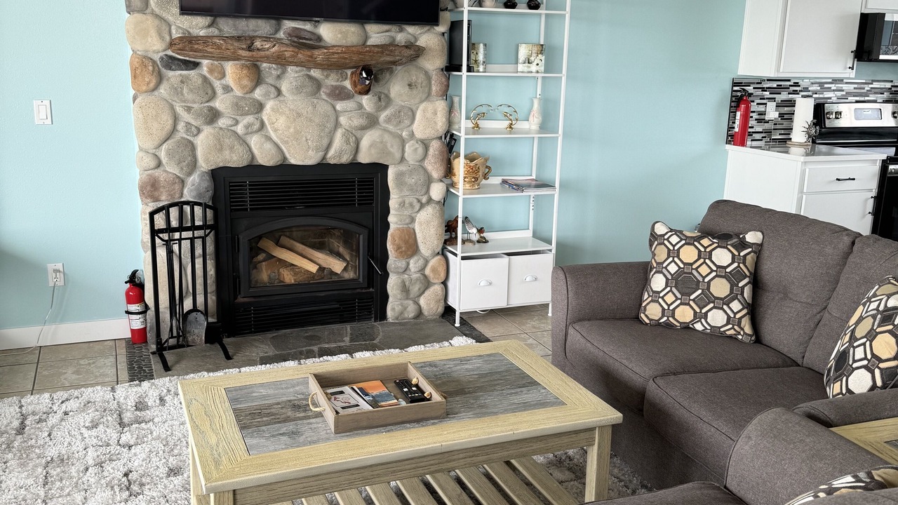 Photo of Livingroom in Oak Harbor