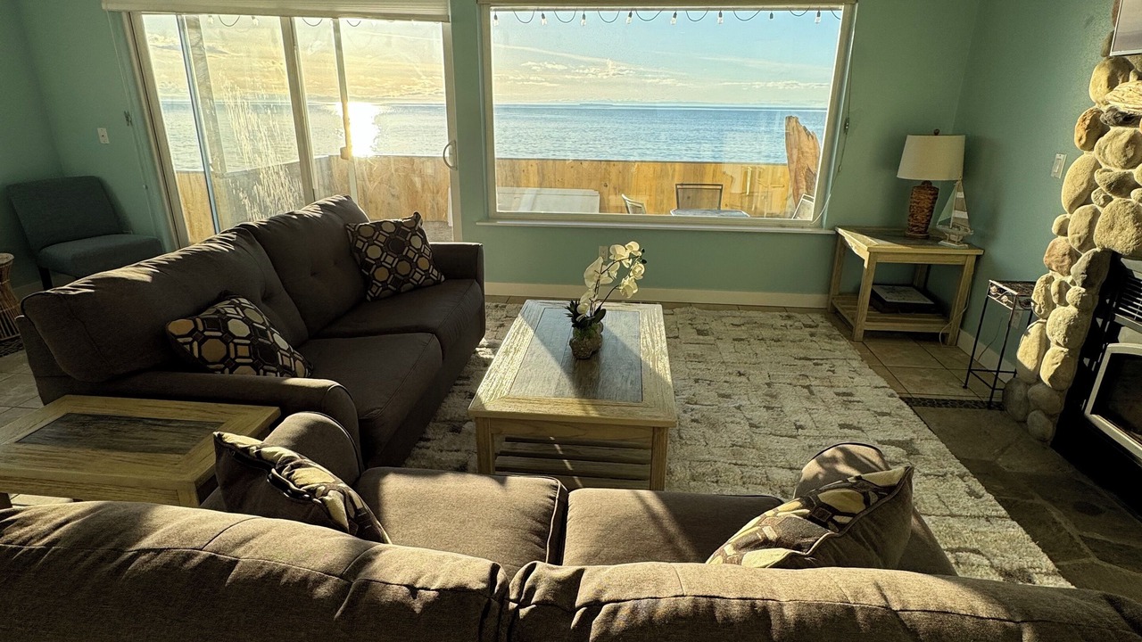Photo of Livingroom in Oak Harbor