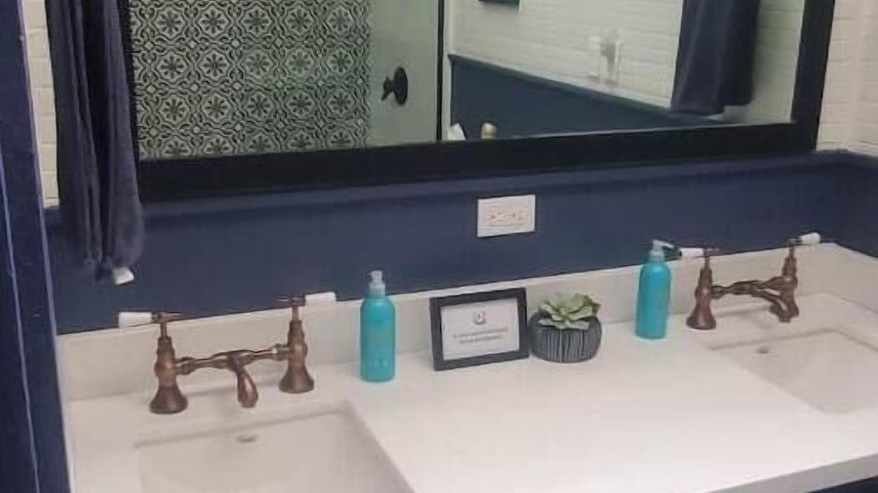 Photo of Bathroom in Cochise County