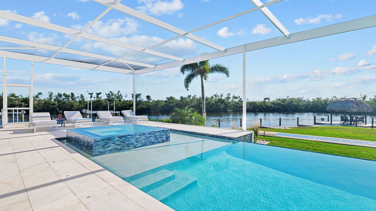 Photo of Outdoor in Pelican