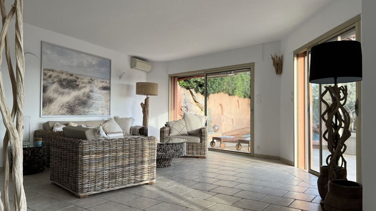 Photo of Livingroom in Hyeres City Centre